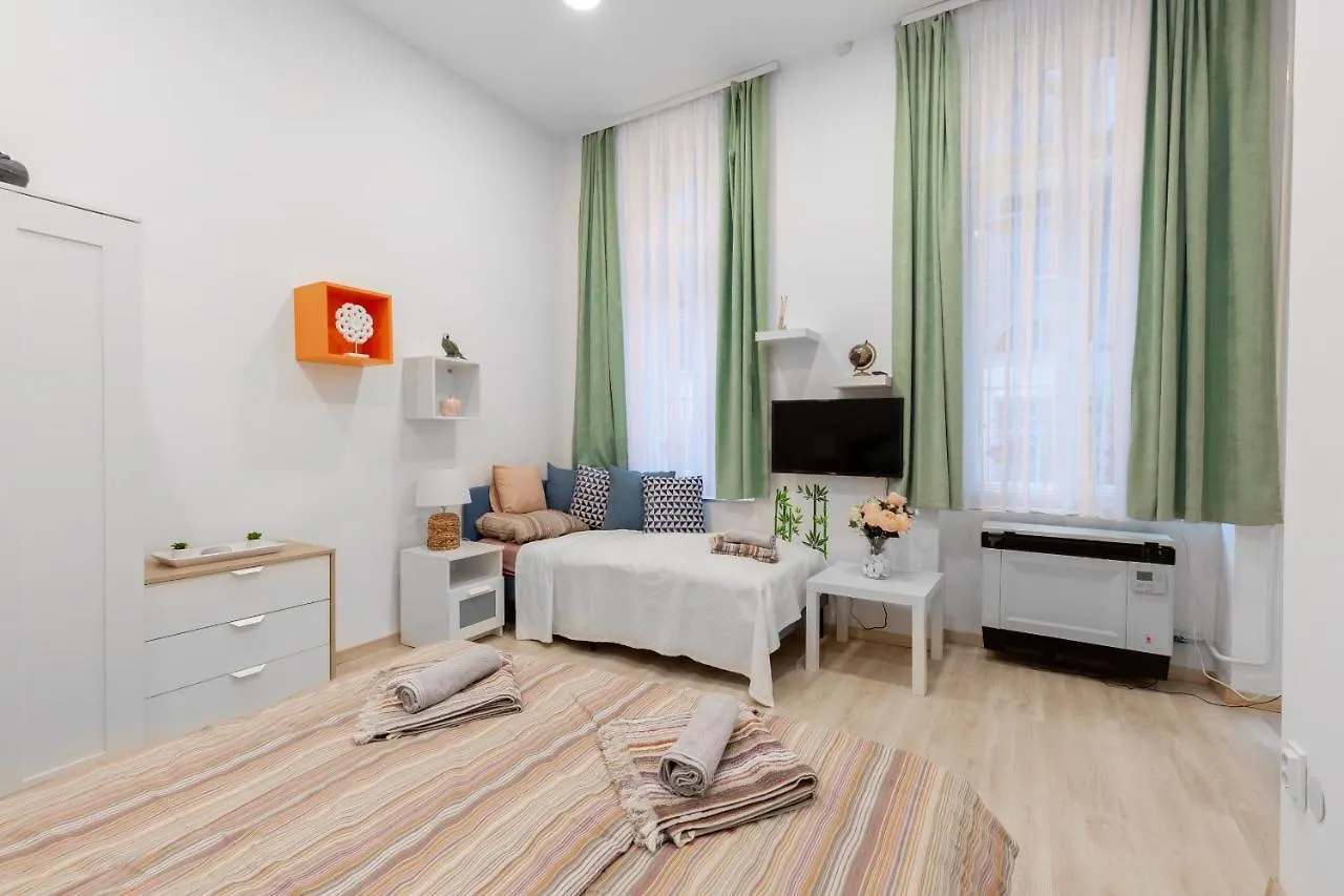 Apartment Colourful Boedapest